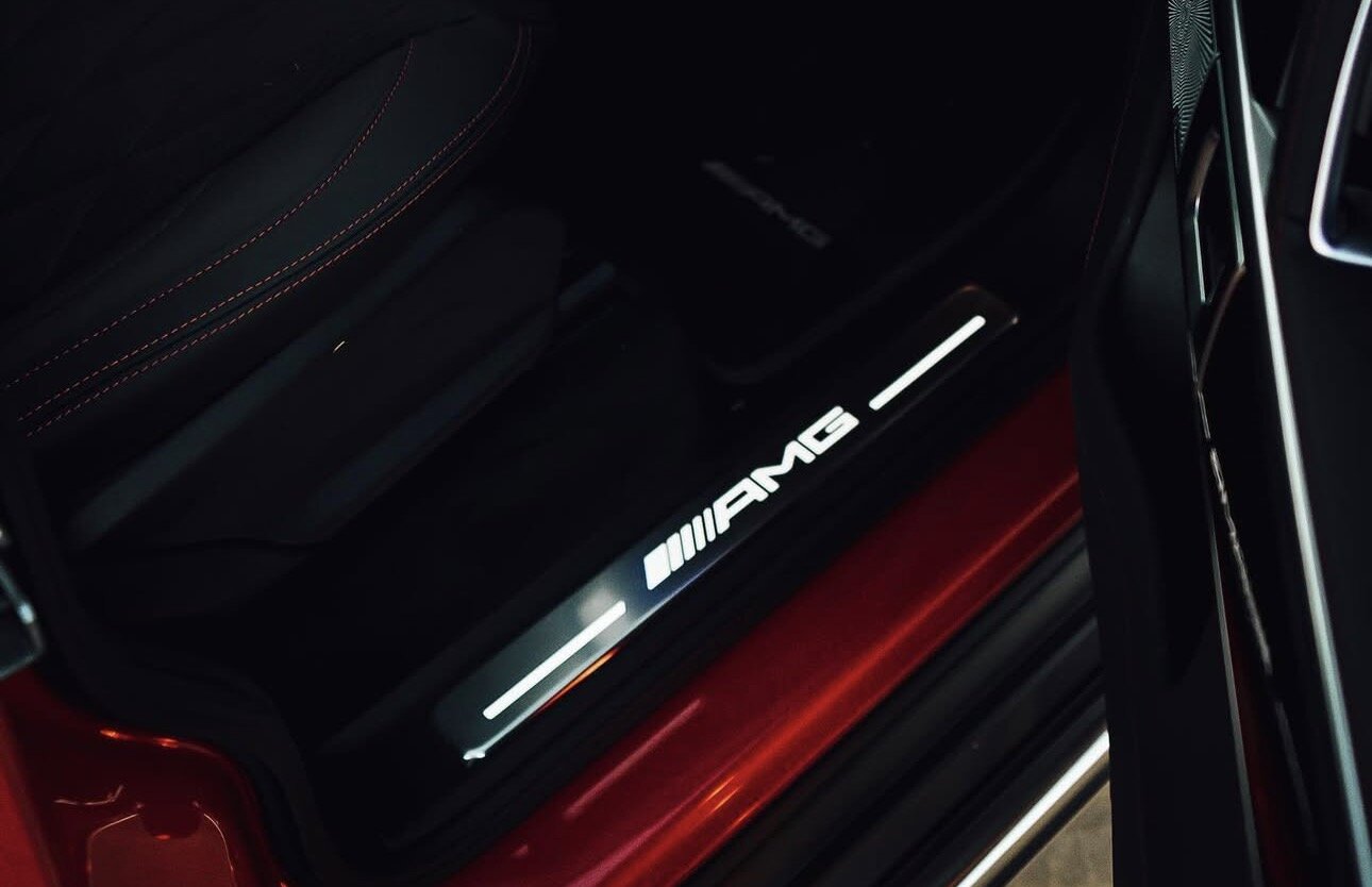 AMG door sill detail